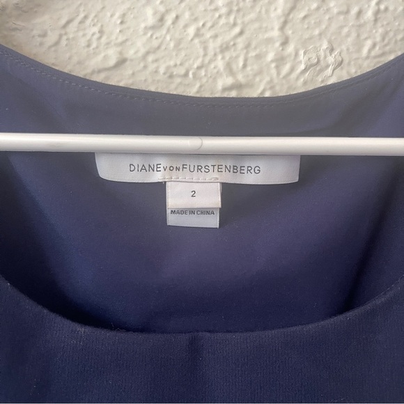 Diane Von Furstenberg Bevina Ruched Sheath Dress - Size 2 (Navy) - Picture 3 of 8